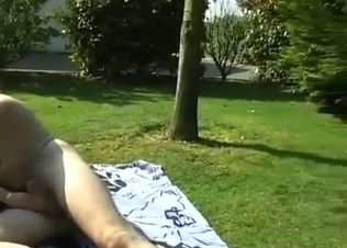 Horny man eats a pussy of his hot daughter